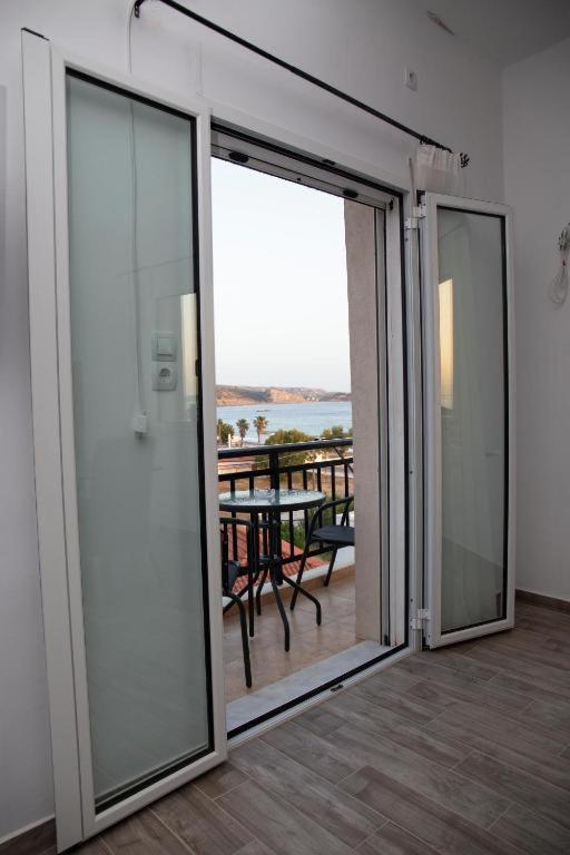 NeápolisSea View House Matina公寓 外观 照片